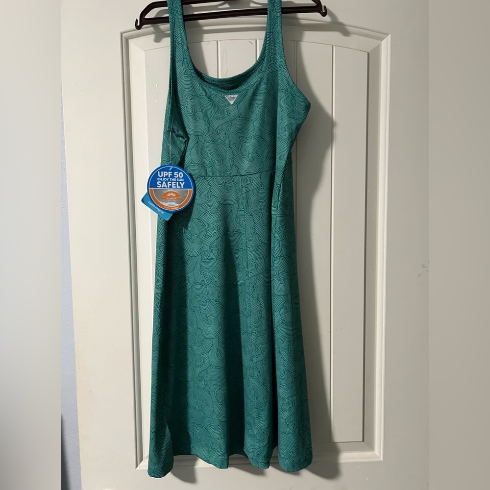 Columbia freezer III sun dress UPF 50 NWT size small